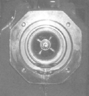 某型主機(jī)低溫冷卻水溫控閥的改進(jìn)
